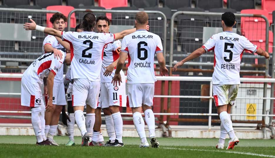 Çorum FK "fıstık" gibi: 3-0