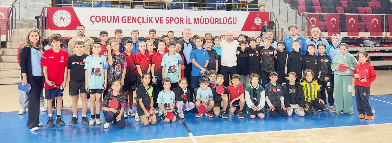 Masa Teni̇si̇ 4-4