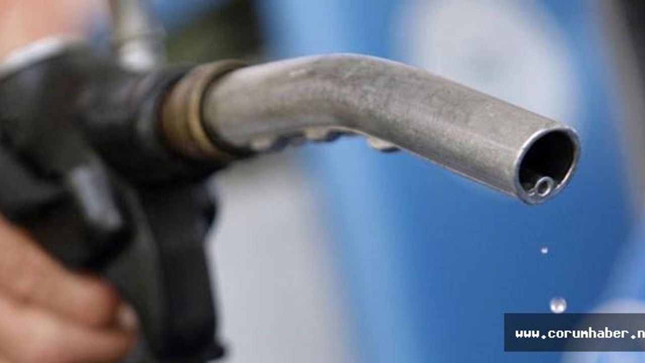 Benzine zam geldi