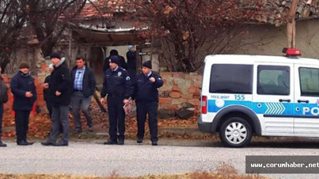 Evinde ölü bulundu
