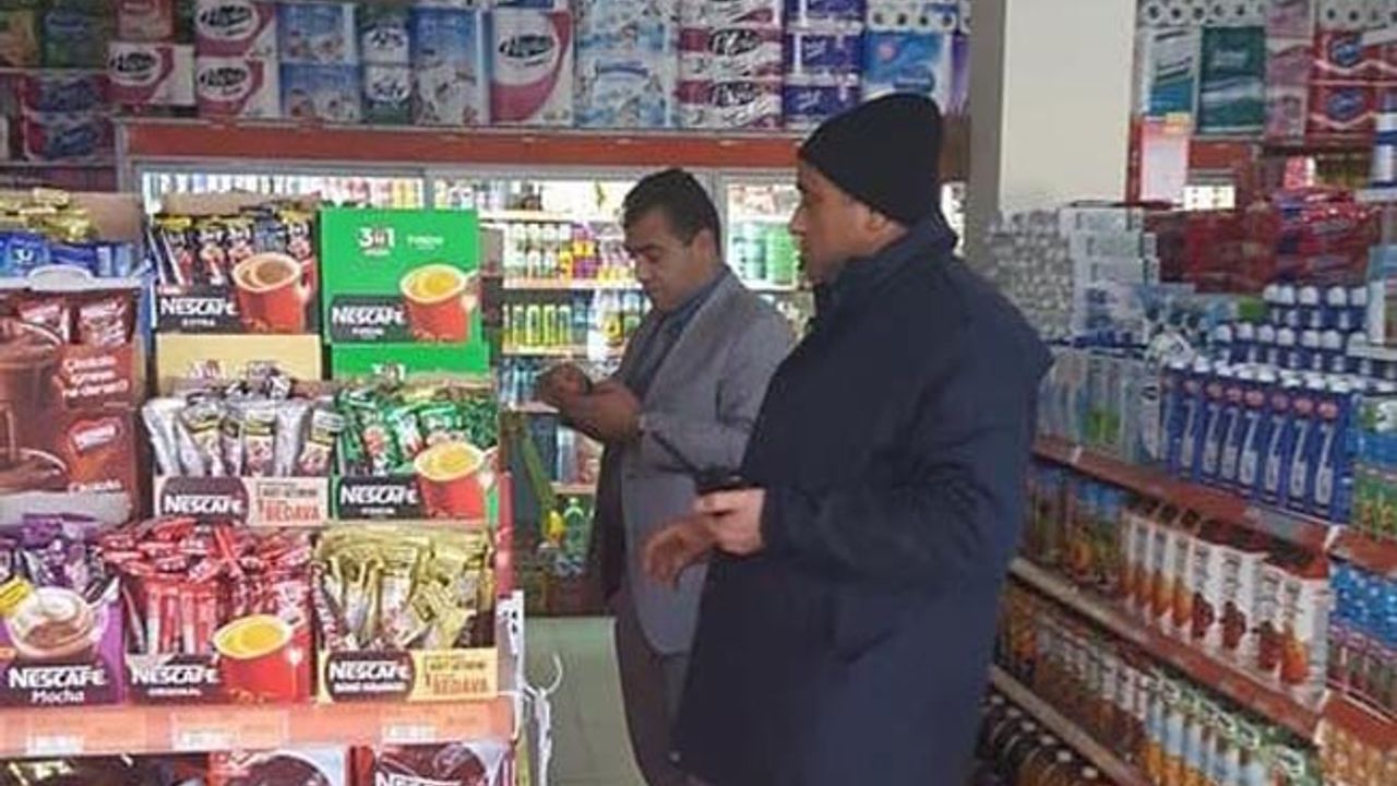 Zabıta ekipleri marketleri denetledi