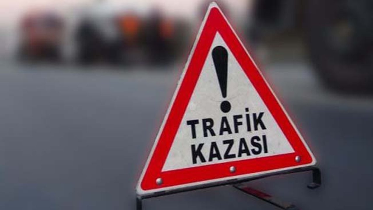 Üyük ve Şekerbey’de trafik kazaları: 4 yaralı