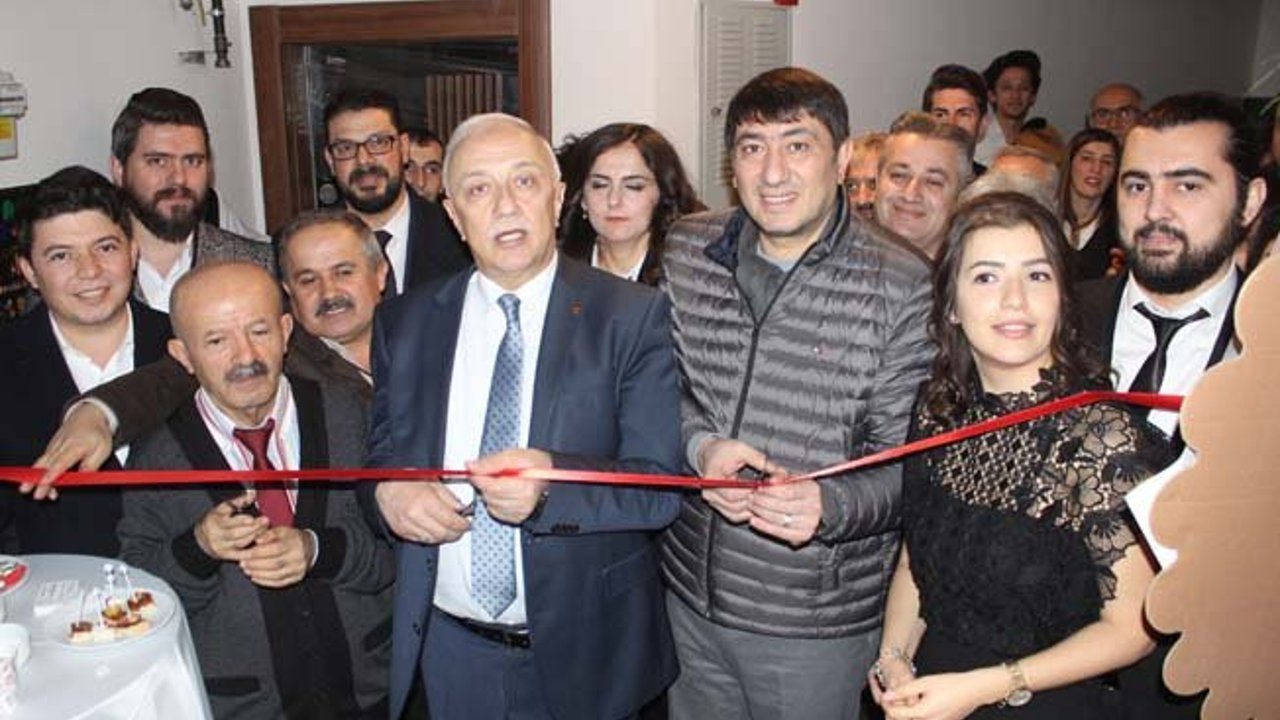 Ortodonti Uzmanı muayenehane açtı