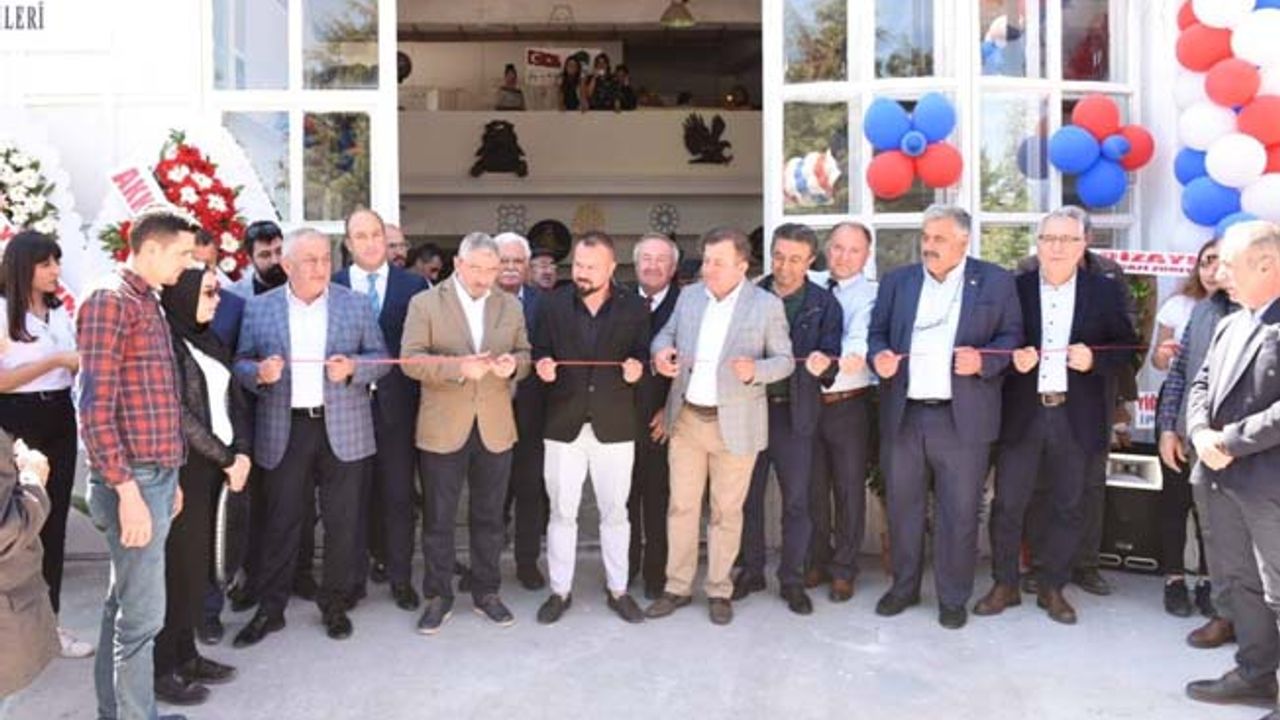 Çam Söve’ye görkemli açılış
