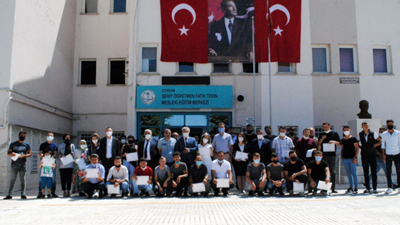 Çıraklık Eğitim’de diploma sevinci