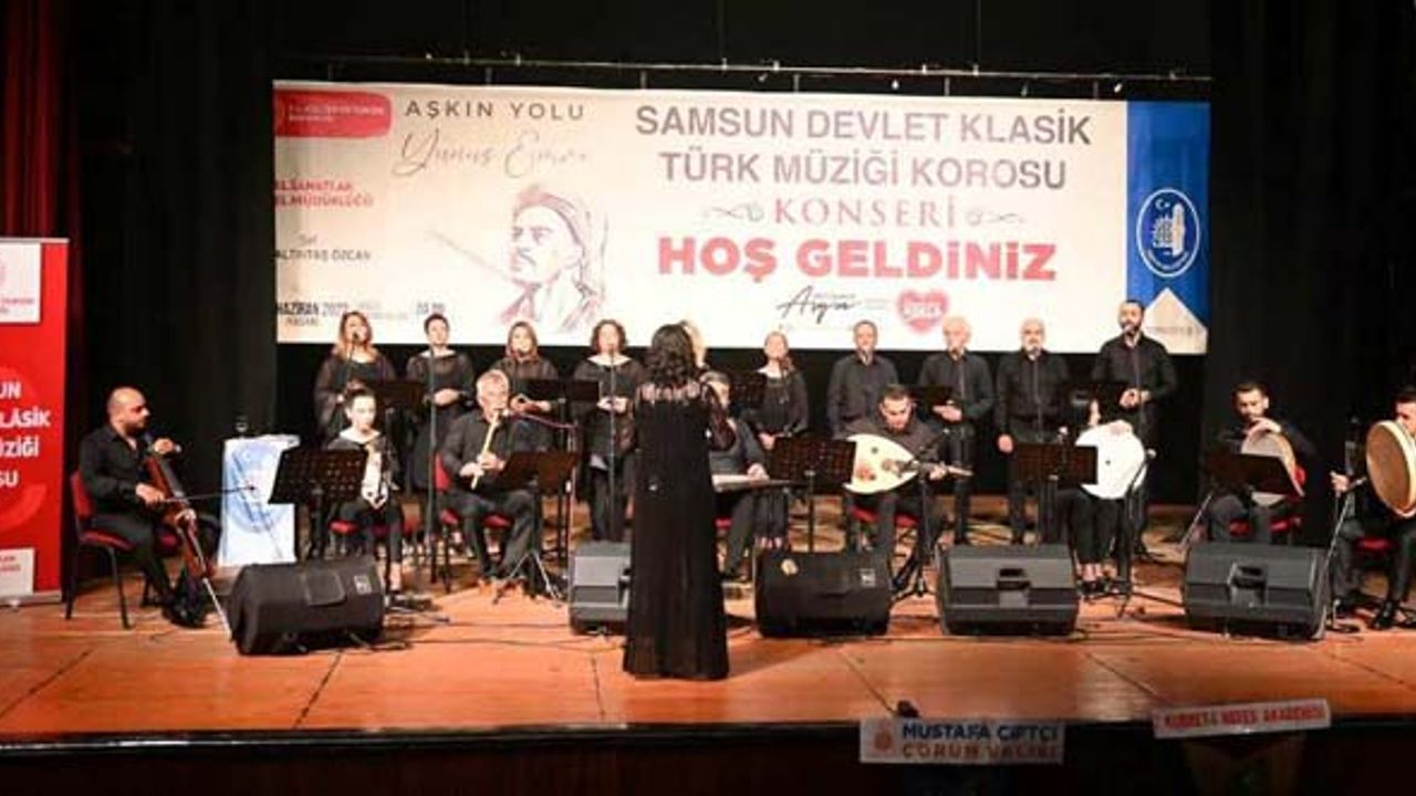 “Samsun Devlet Klasik Türk Müziği Korosu” sahne aldı