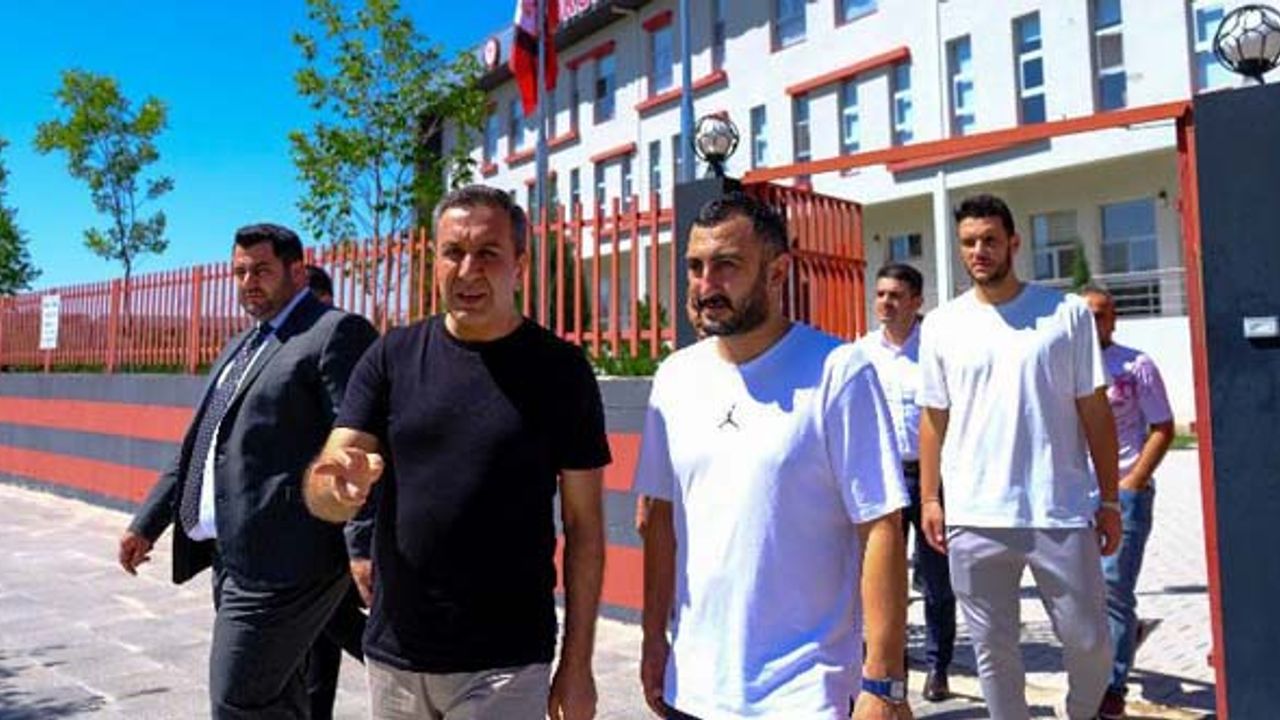 Dere, Çorum FK’ya güvenini yineledi: “Bu takım şampiyon olacak”