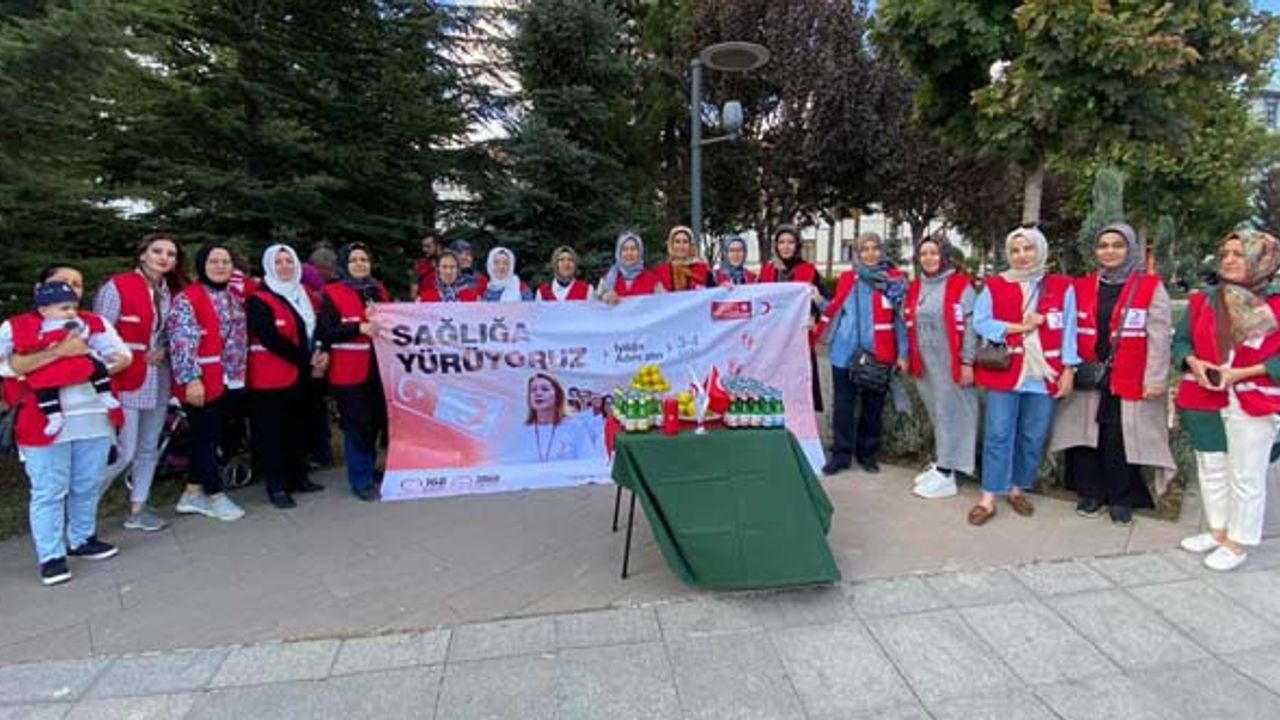 Kızılay’dan “Dünya Yürüyüş Günü” etkinliği