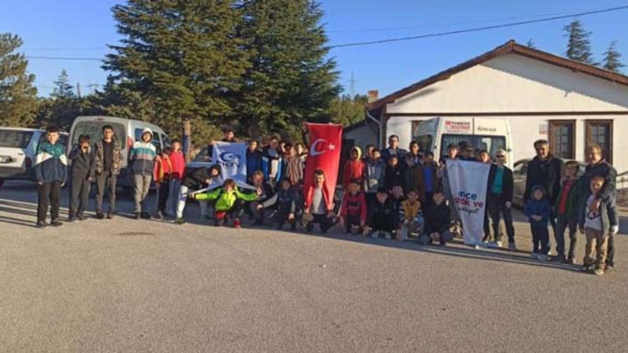 AGD ortaokul gençlerinin “kaşif grupları” etkinliği