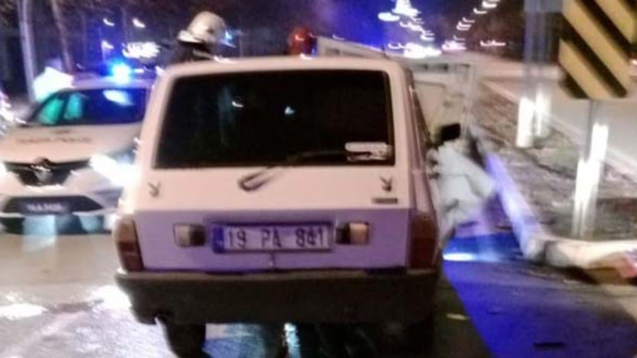 Erzurum Dede yolunda kaza: 3 yaralı