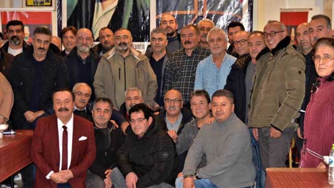 Köln’de Hacı Bektaş Veli Vakfı’nın Kültür Merkezi’ne destek toplantısı