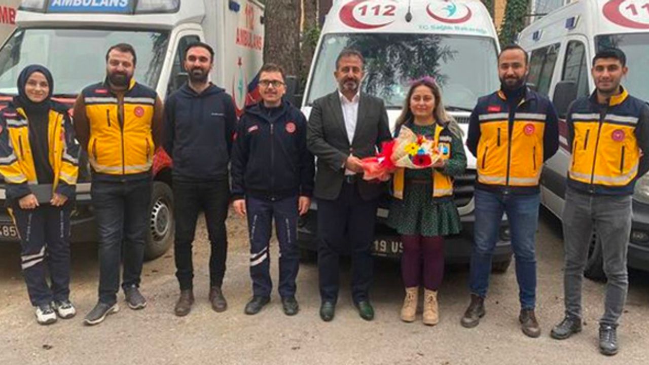 Paramedikler Günü kutlaması