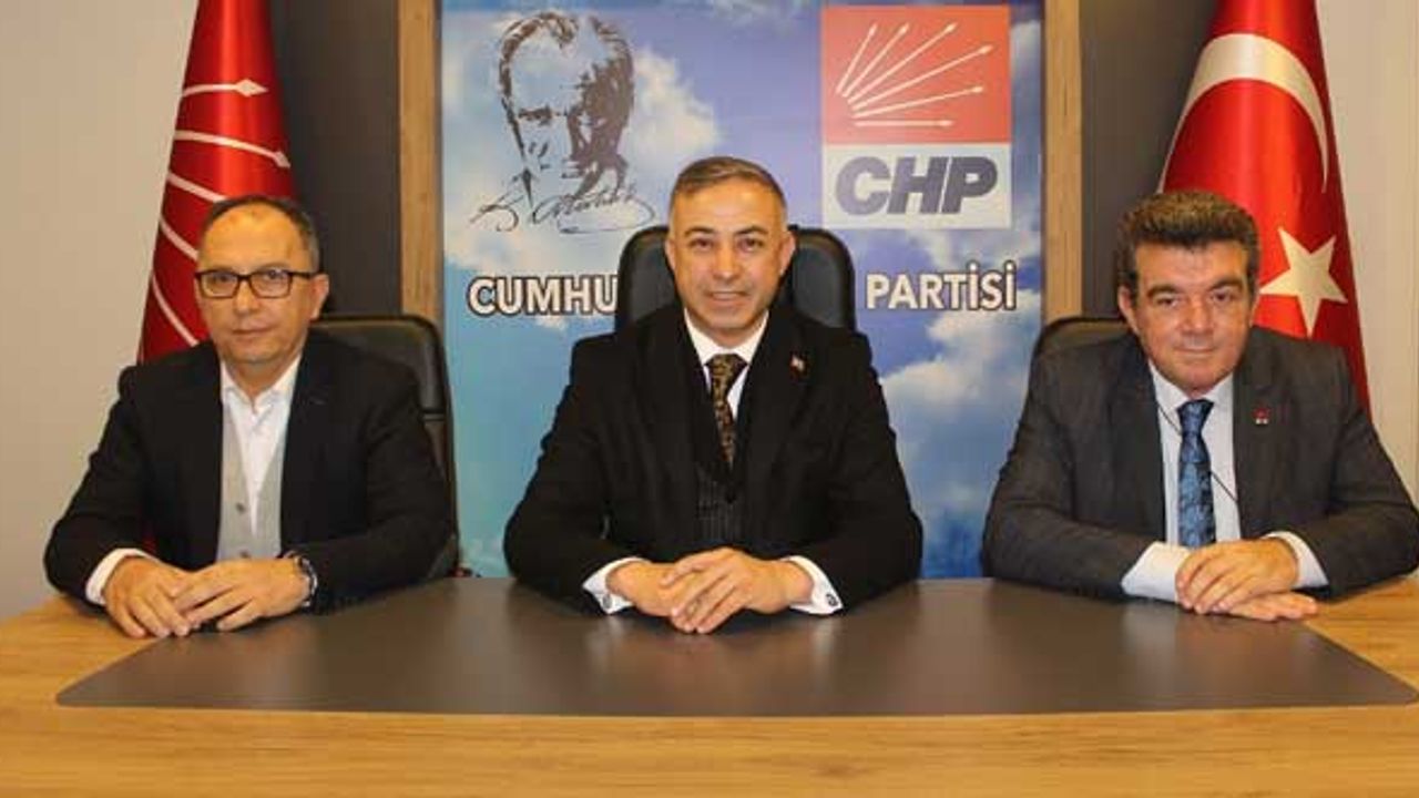 Tahtasız, milletvekili adaylığı için il başkanlığından ayrıldı