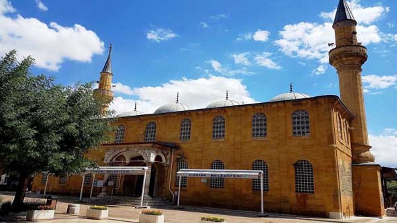 Ulucami ibadete kapandı, cenazeler Akşemsettin’den