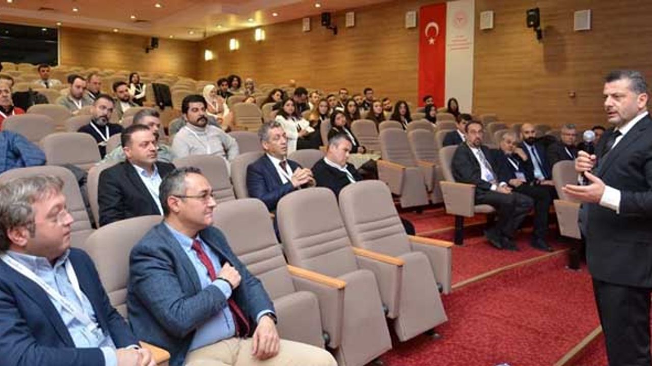 Cerrahlar Çorum’da buluştu