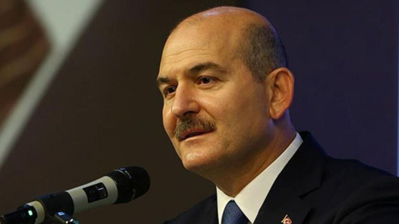 Yeni kimliği olmayanlar bankada işlem yapamayacak