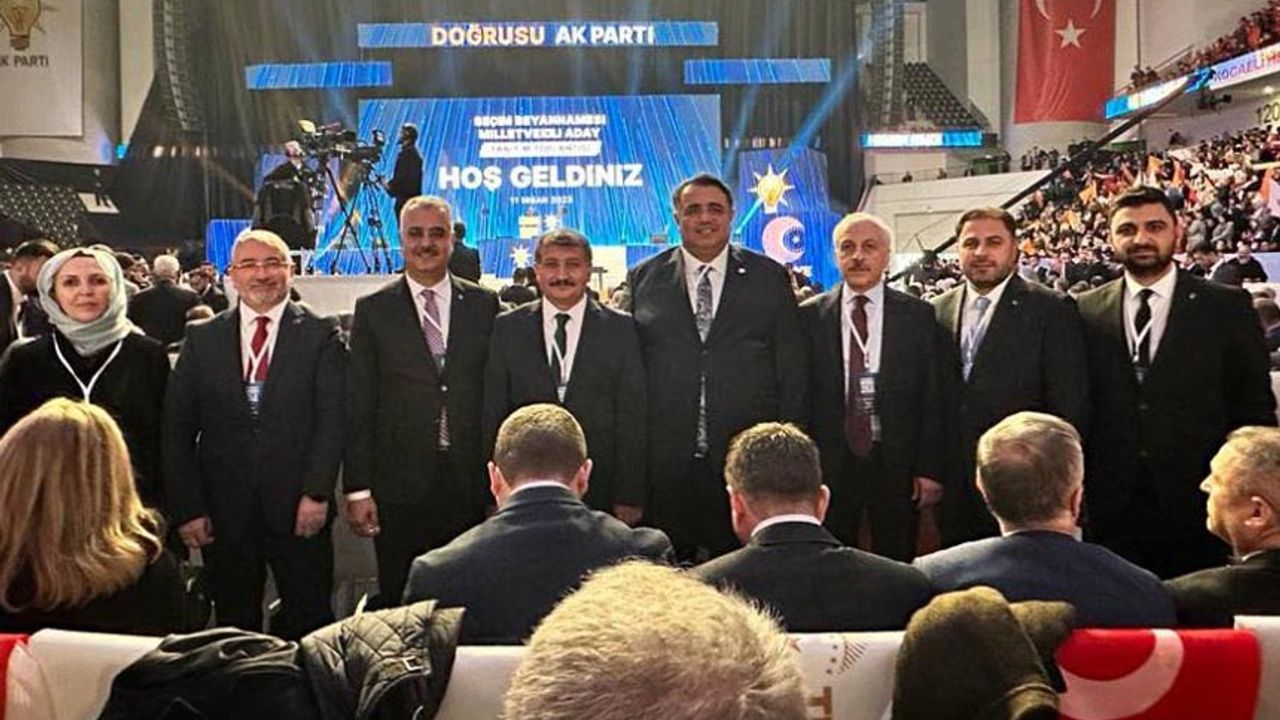 Erdoğan, AK Parti adaylarını tanıttı