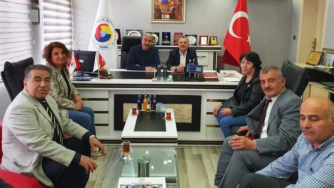 Ayvazoğlu ve CHP heyeti, Alaca’da STK’ları dinledi
