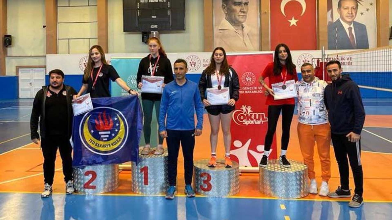 Gökçe Pınar Erden Türkiye dördüncüsü