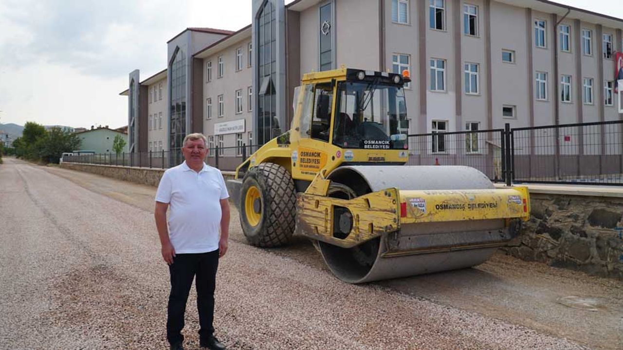Osmancık Belediyesinin asfalt çalışmaları sürüyor