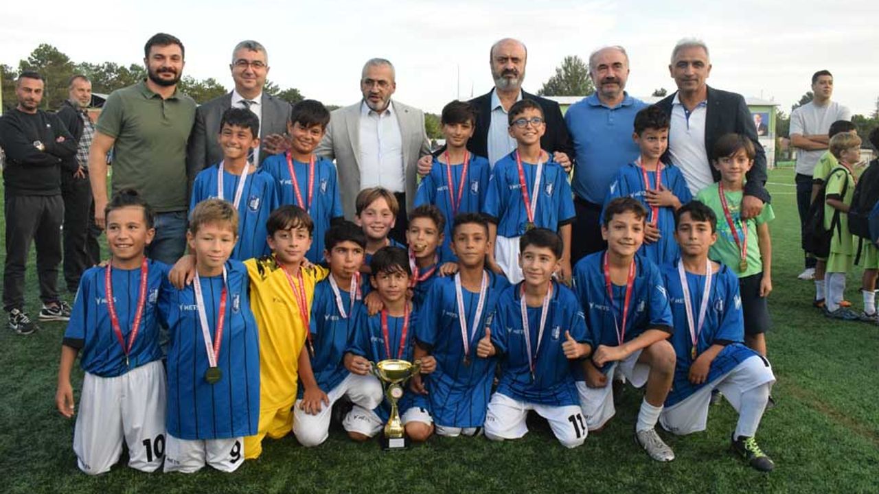 Mini miniklerin şampiyonu H.E.Kültürspor