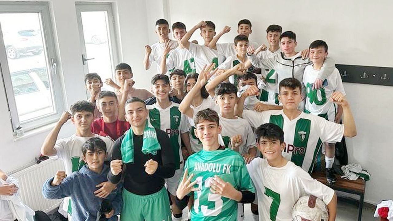 U15'de Çorum Anadolu FK Şampiyonluğunu ilan etti