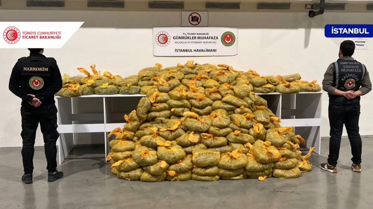 Havaalanında 586 kilogram  uyuşturucu madde ele geçti