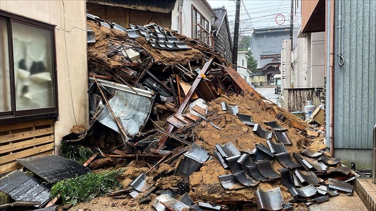 Japonya'daki depremlerde  ölenlerin sayısı 180'e çıktı