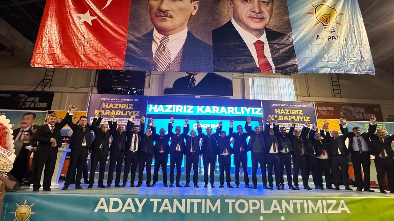 AK Parti Çorum adaylarını tanıttı: “16 belediyeye de talibiz”