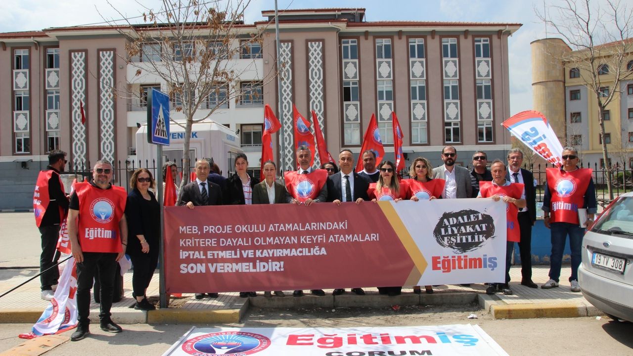 Öğrenciler okul binasına kilitlendi, Eğitim-İş olayı yargıya taşıdı