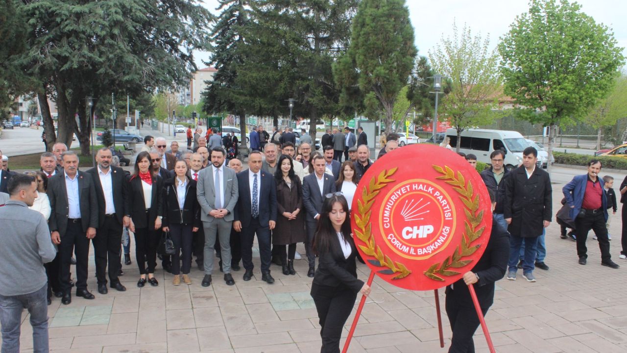 CHP’den Ata’ya saygı çelengi