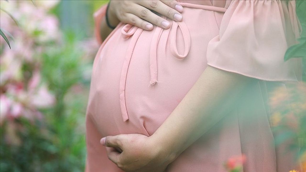 Ücretli doğum izni 1 yıla çıkarılıyor, kreş desteği geliyor! İşte detaylar...