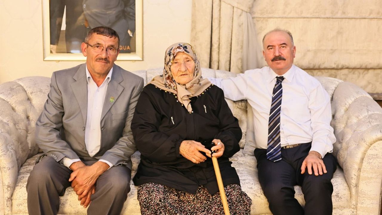 Vali Çalgan şehit ailesini  makamında misafir etti