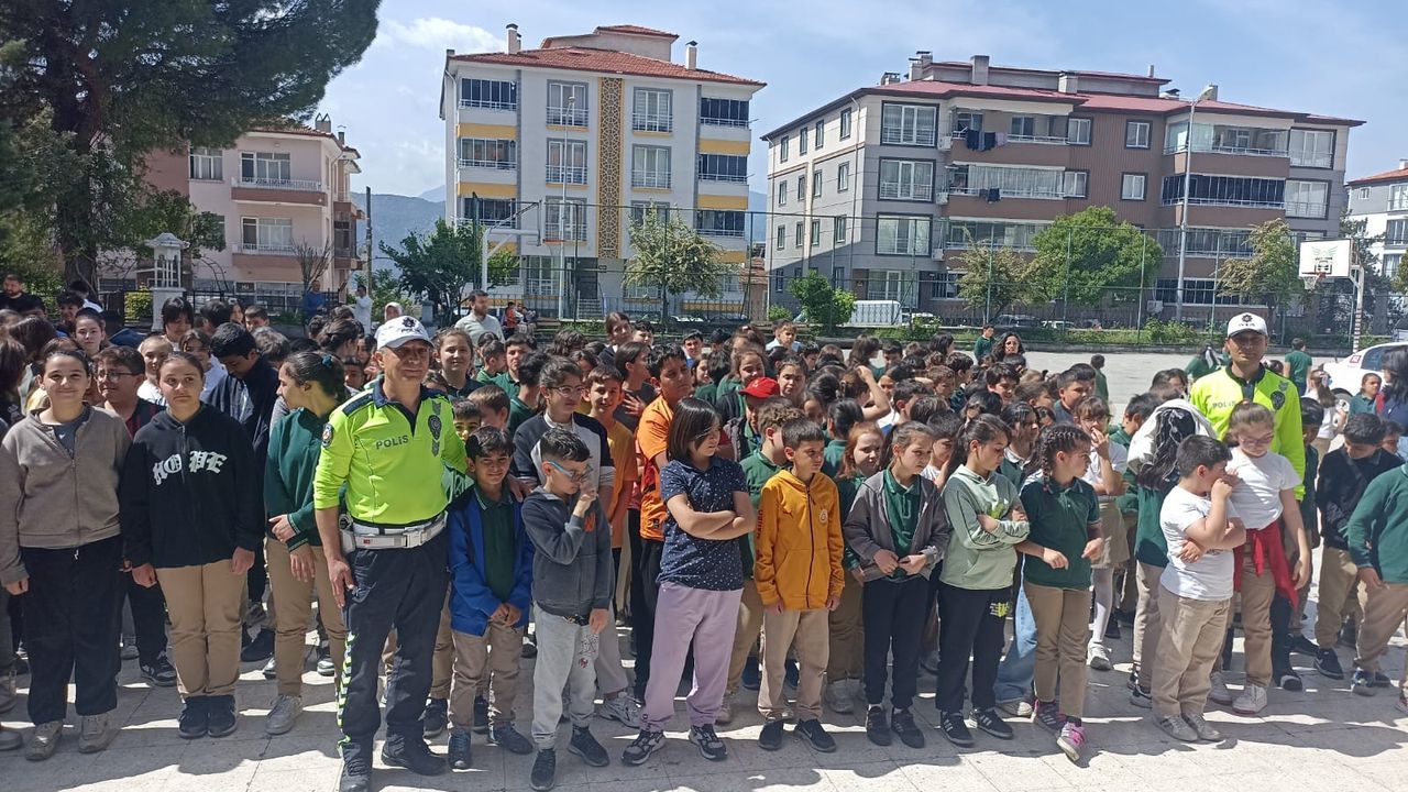 Kargı'da öğrencilere  trafik eğitimi verildi