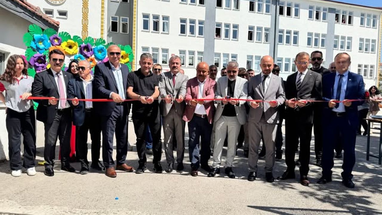 Cumhuriyet Anadolu Lisesi’nden Gökçe’ye umut kermesi