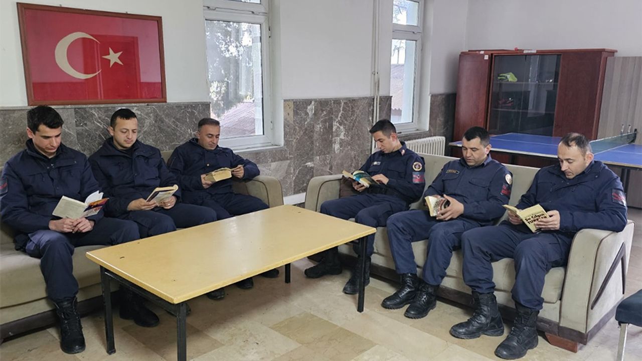“Kamu personeli okuyor”