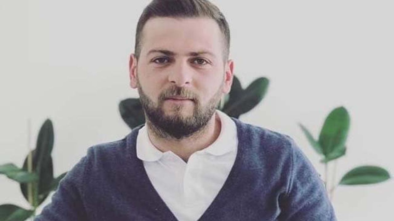 CHP Alaca Gençlik Kolları Başkanı Hüseyin Türk görevden alındı