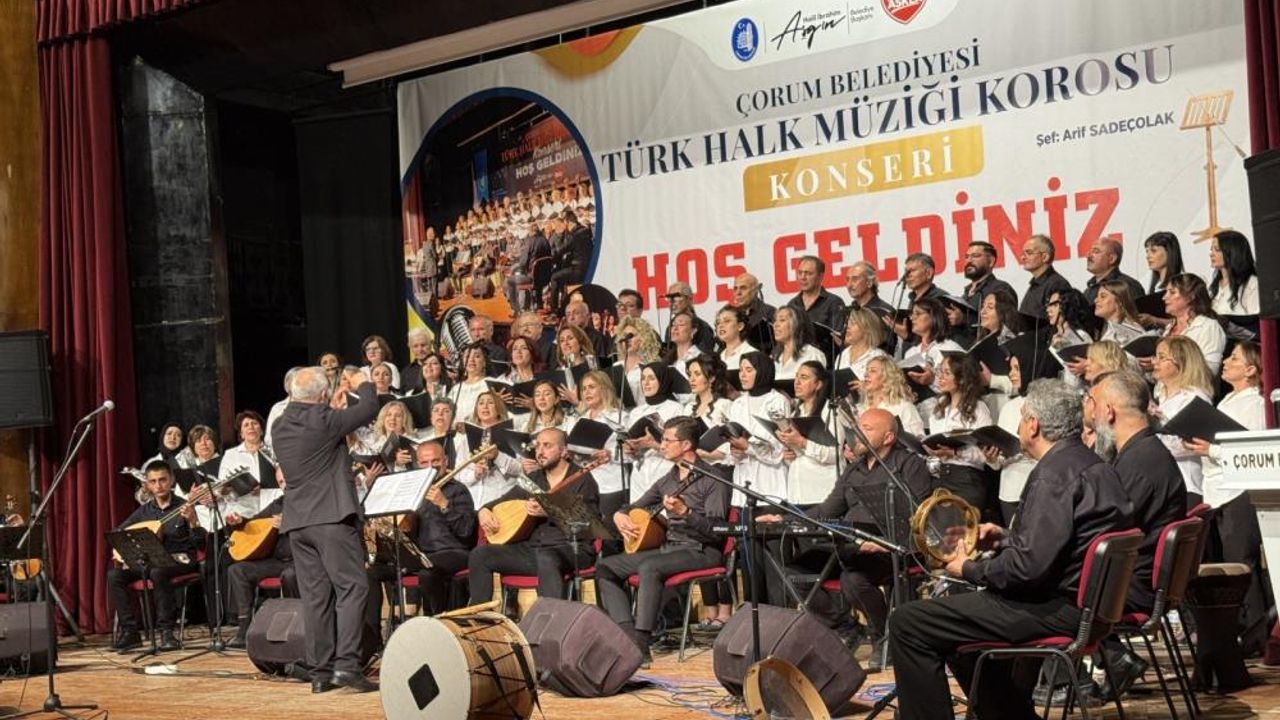 Çorum’da türkü dolu gece: Belediye korosundan muhteşem konser