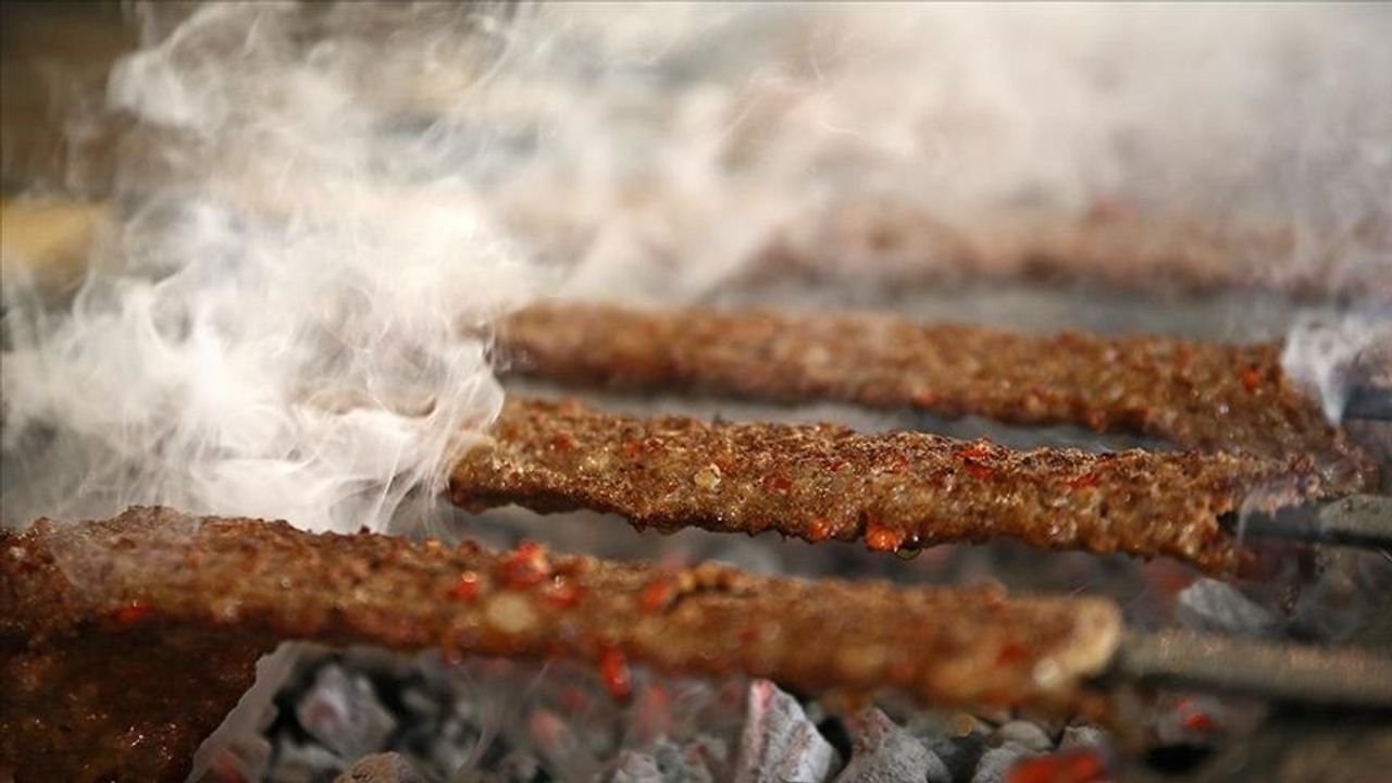 Bakanlık hileli gıdaları ifşaladı! Lahmacun, yoğurt, kebap, börek, sucuk hepsinde tespit edildi