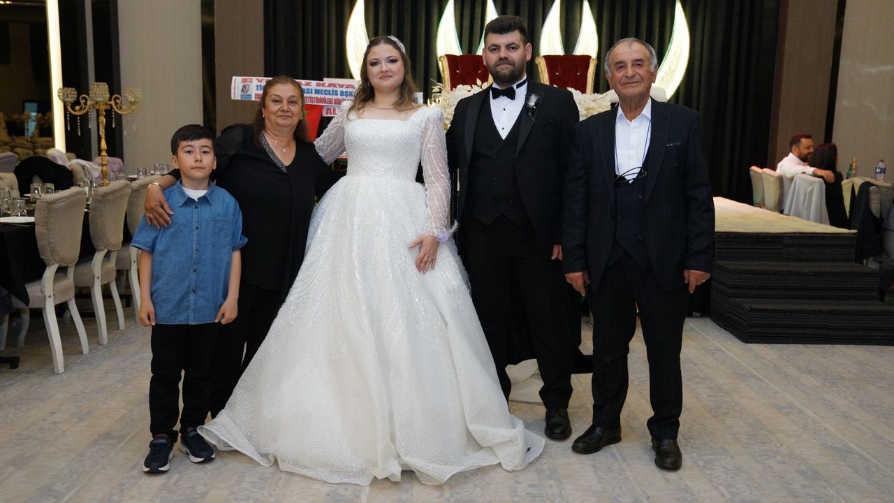 Büşra & Soner çifti  dünyaevine girdi