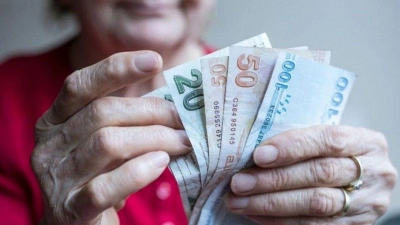 En düşük emekli maaşı için rakam verildi!