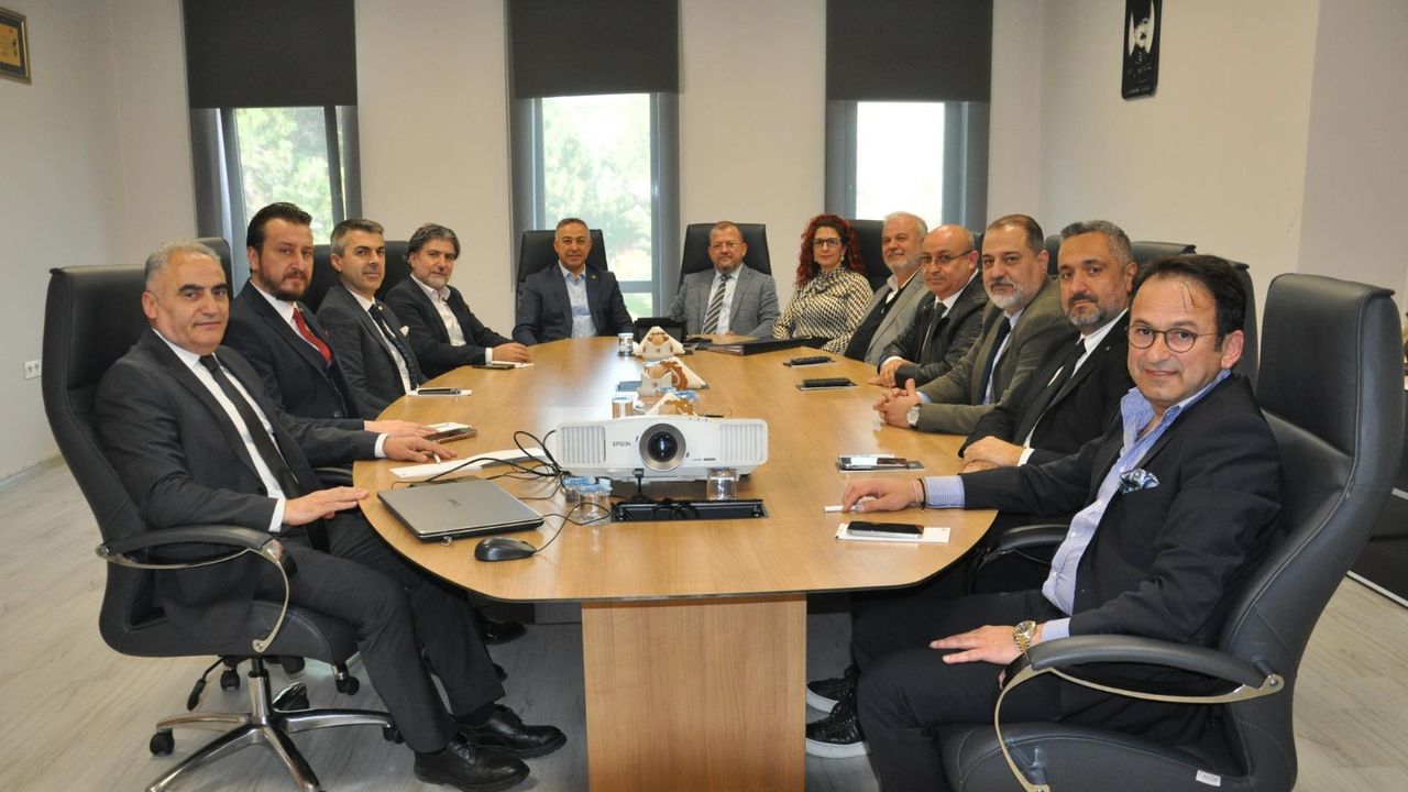 TSO, Milletvekili  Tahtasız ağırladı