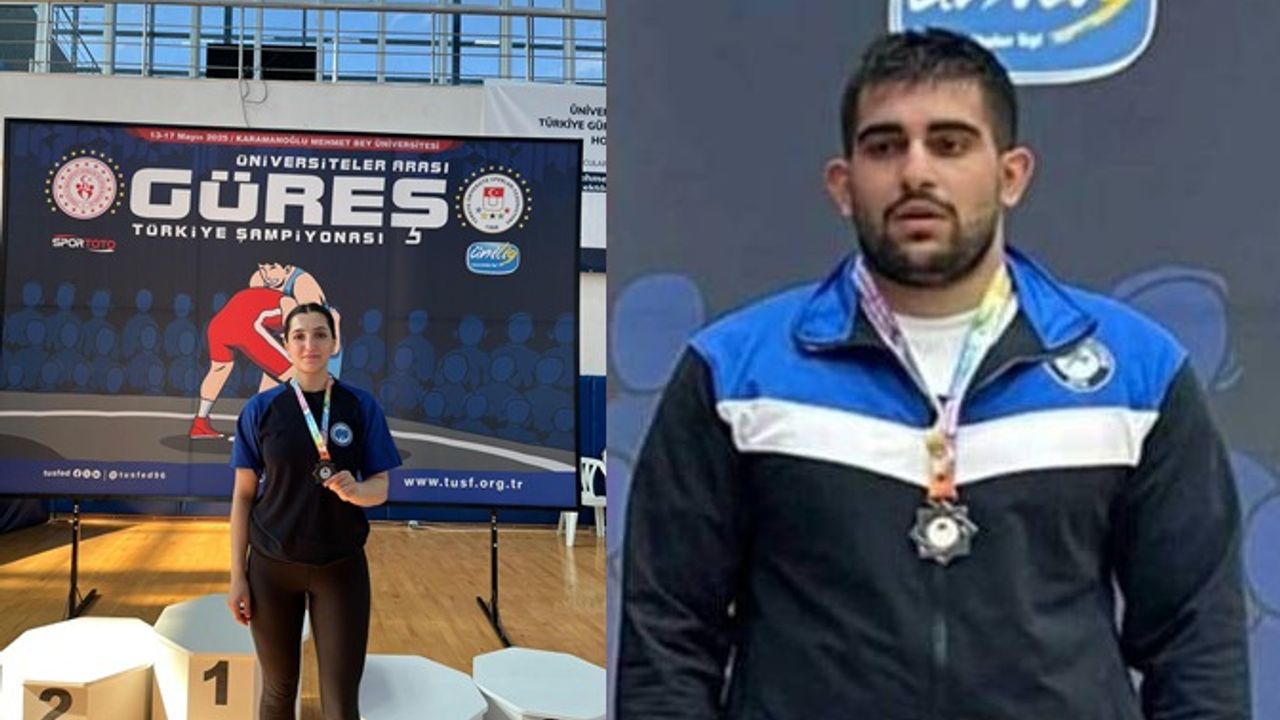 Üniversiteli güreşçilerden iki bronz madalya