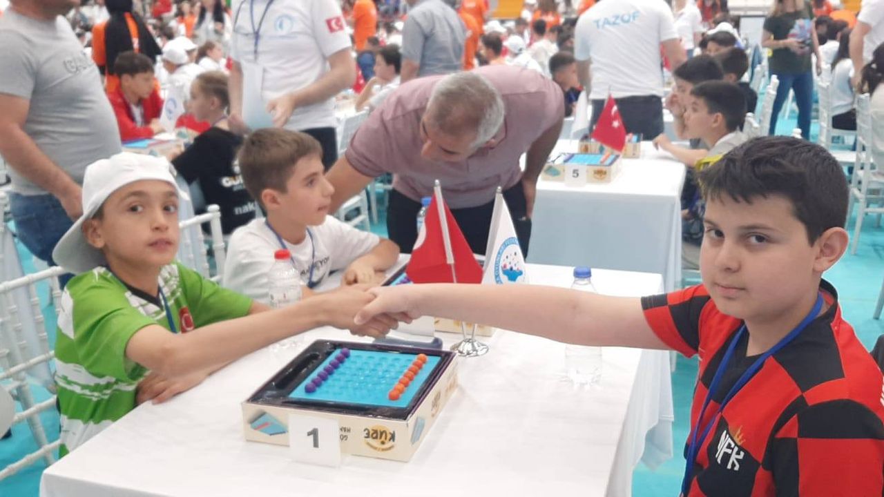 Çorumlu öğrenci  Türkiye 3’ncüsü
