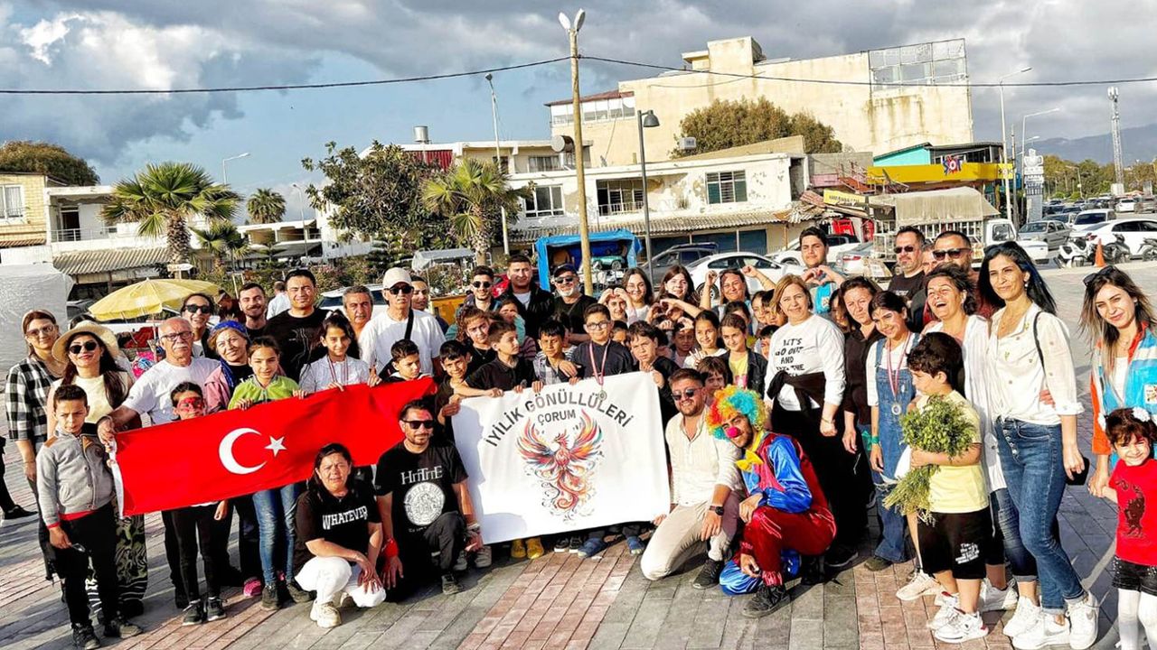 İyilik Gönüllüleri Hatay Samandağlı  çocuklarla buluştu