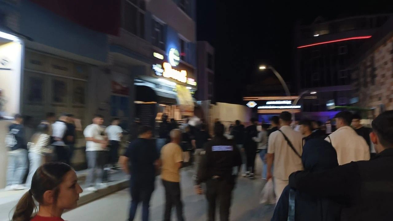 Çorum'da konserde kavga çıktı!