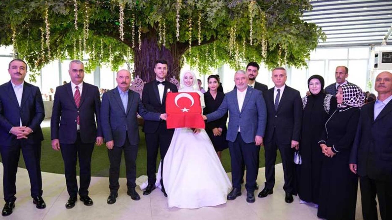 Lemzi Çöplü’nün oğlu evlendi