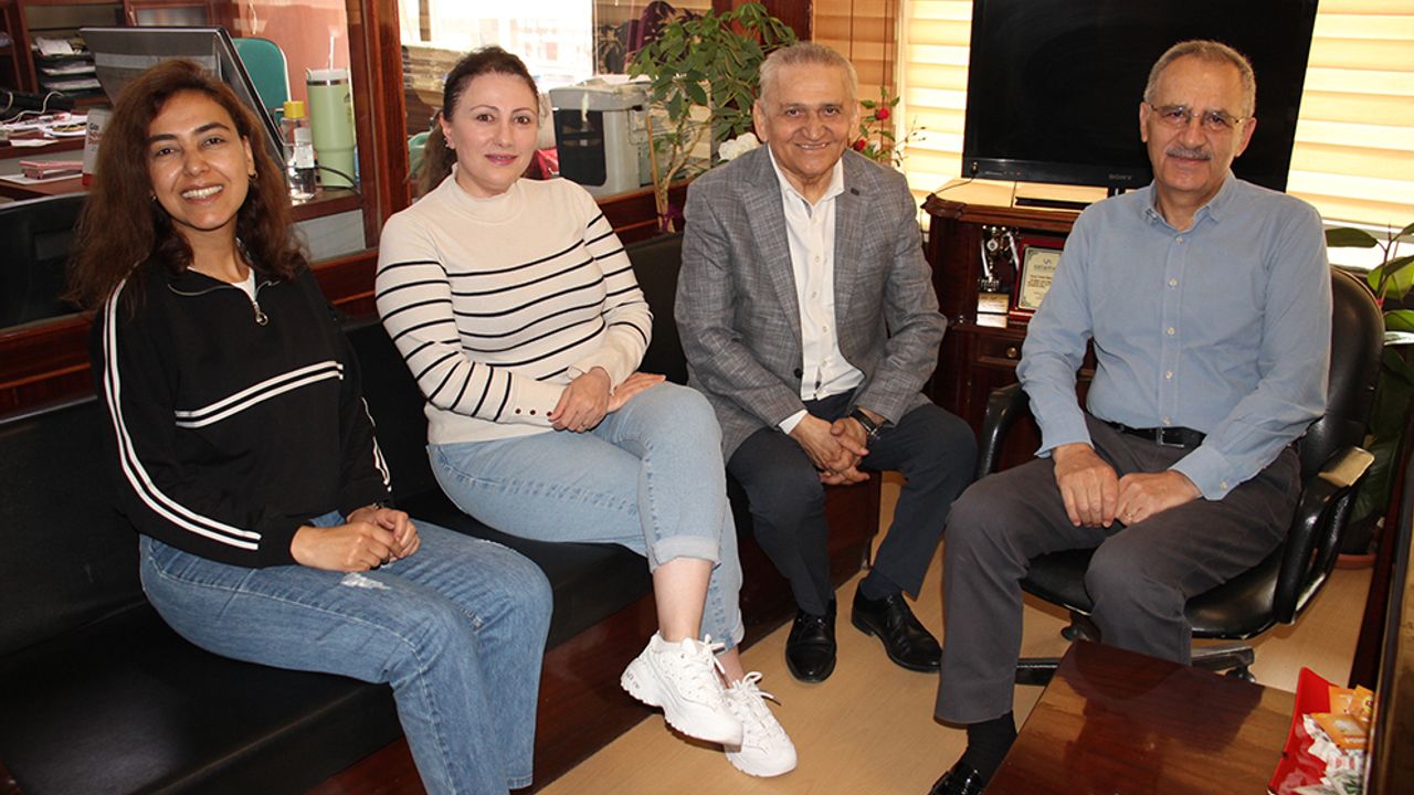 Saygı Öztürk’ün dost ziyareti