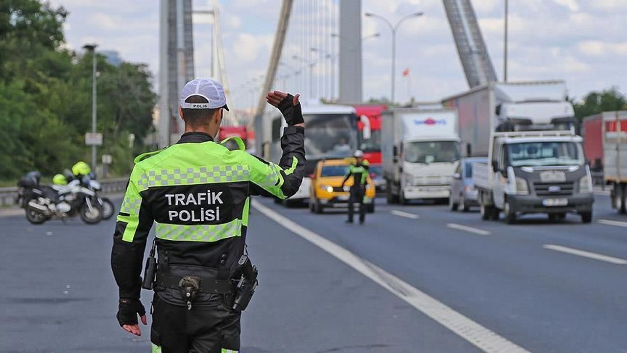 Araç sahipleri hemen kontrol etmeli! Bilmeyen sürücülere rekor ceza kesildi
