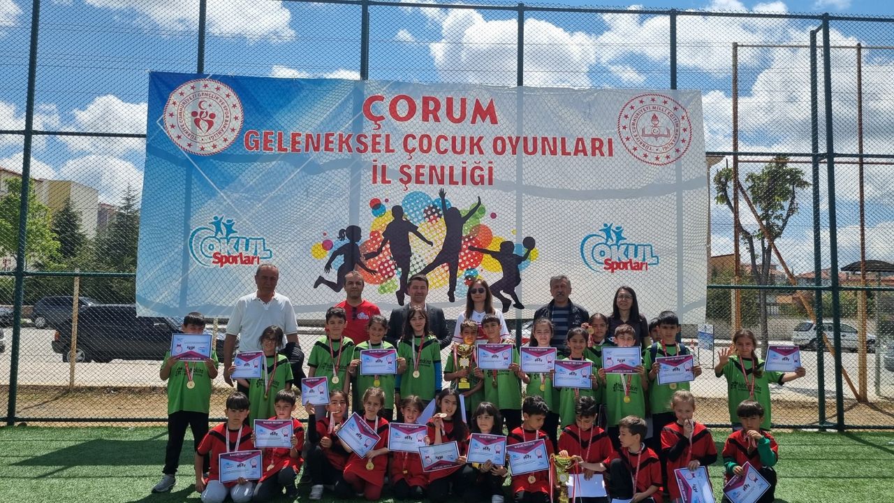 Geleneksel Çocuk Oyunları Şenliği’nde büyük başarı
